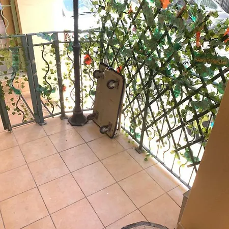 Joli Studio Au Soleil Διαμέρισμα Μεντόν