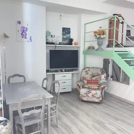 Joli Studio Au Soleil * Menton